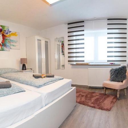 #3 Bequemes Zimmer Mit Pool Und Garten Memmingen Esterno foto