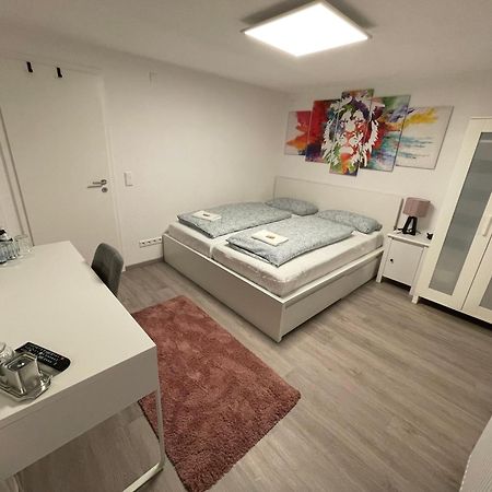 #3 Bequemes Zimmer Mit Pool Und Garten Memmingen Esterno foto