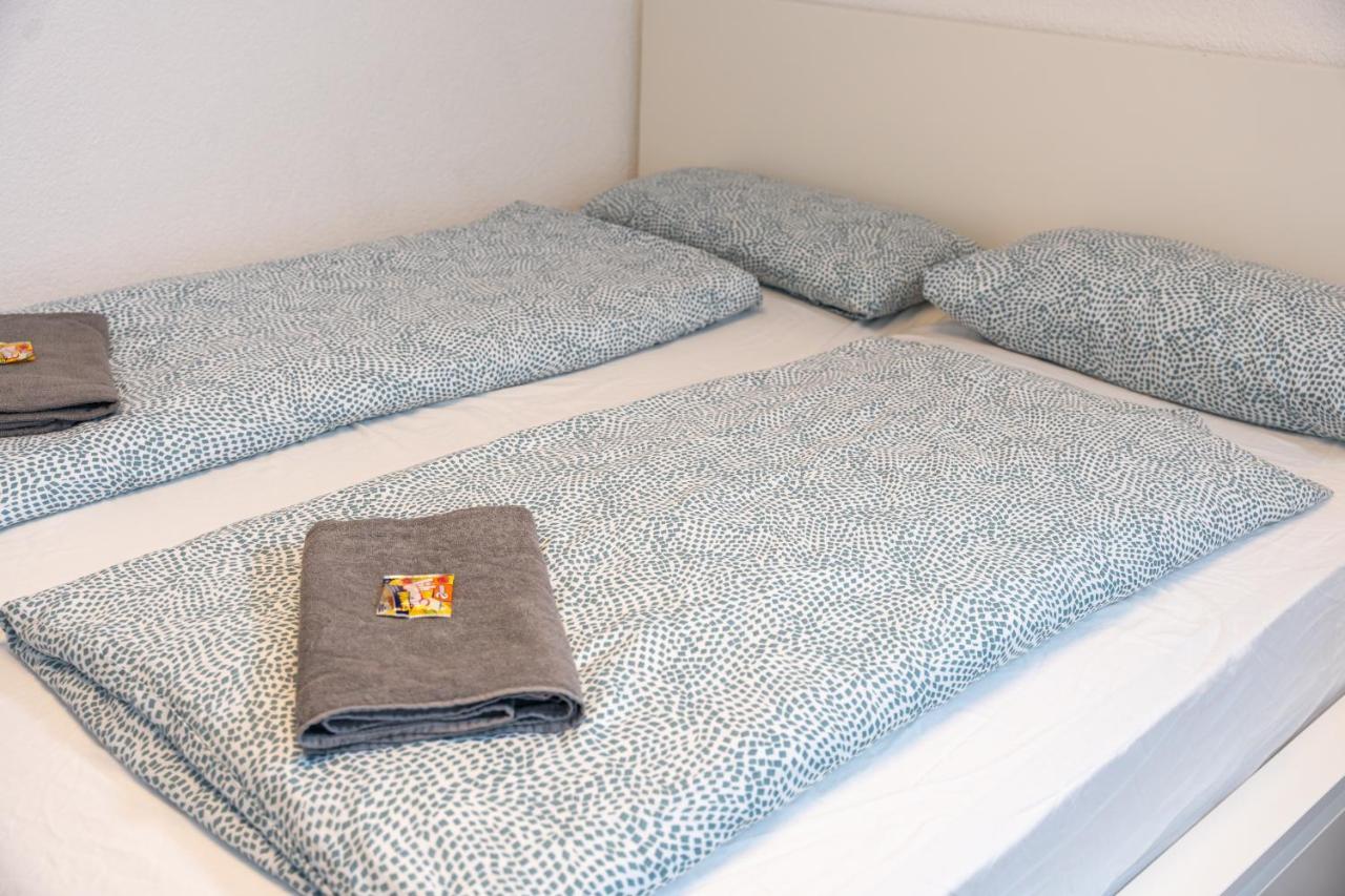 #3 Bequemes Zimmer Mit Pool Und Garten Memmingen Esterno foto