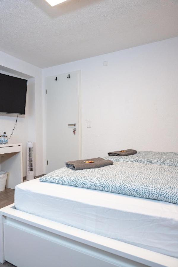 #3 Bequemes Zimmer Mit Pool Und Garten Memmingen Esterno foto