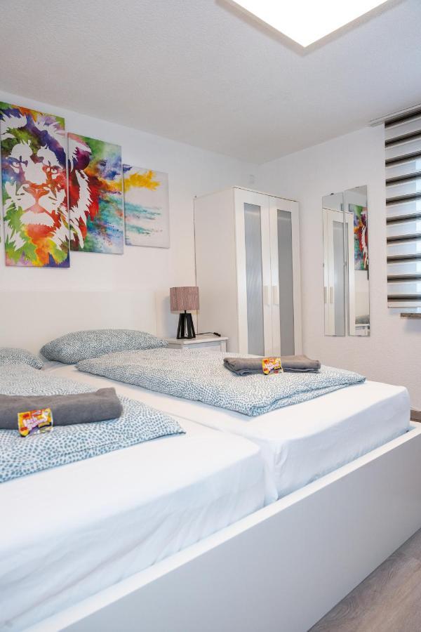 #3 Bequemes Zimmer Mit Pool Und Garten Memmingen Esterno foto