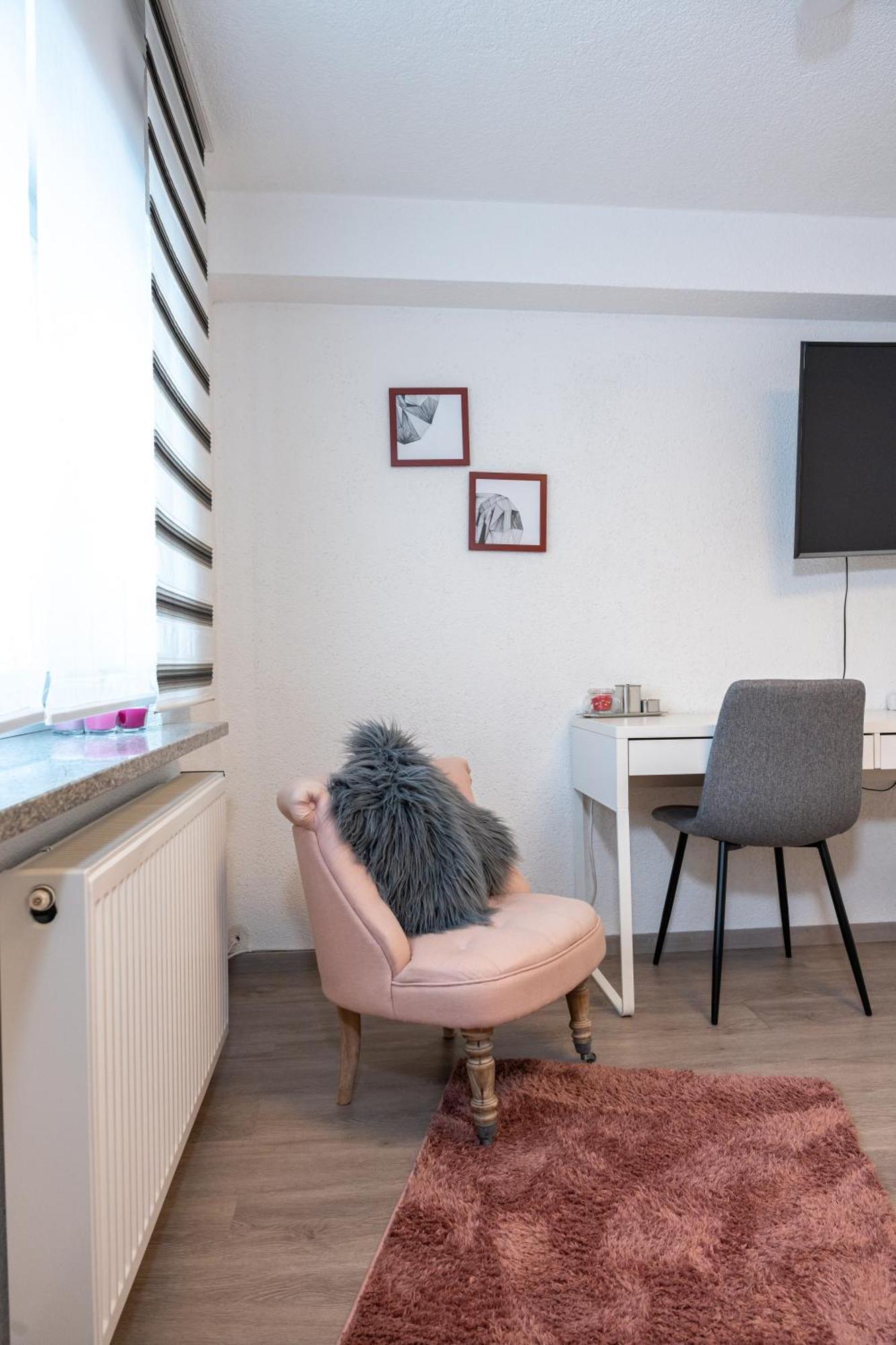 #3 Bequemes Zimmer Mit Pool Und Garten Memmingen Esterno foto
